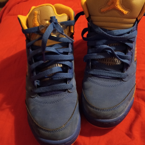 Jordan Varsity - Picture 6 of 6